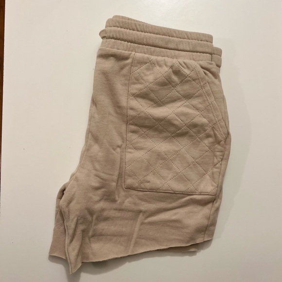 Women’s Lounge Sweat Shorts - Picture 3 of 3